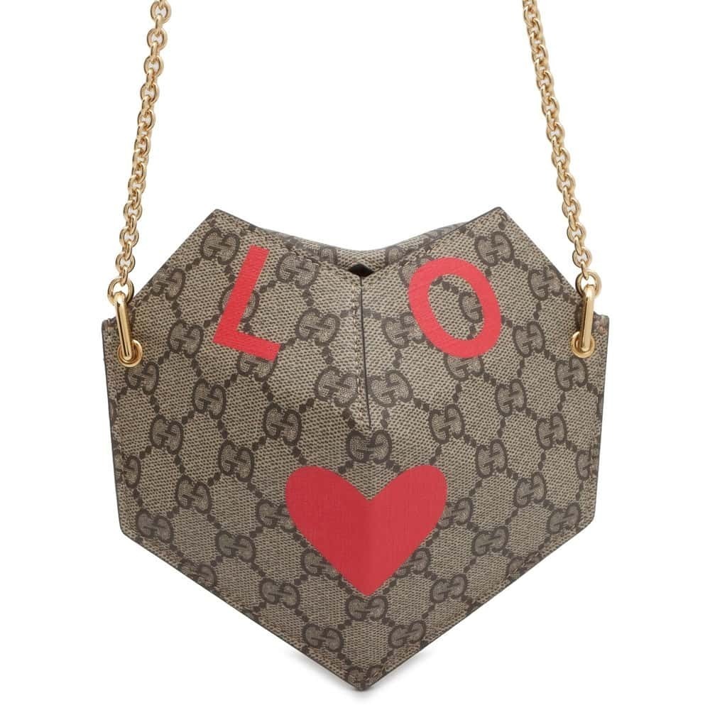 Gucci Chain Shoulder Bag GG Supreme LOVE Heart